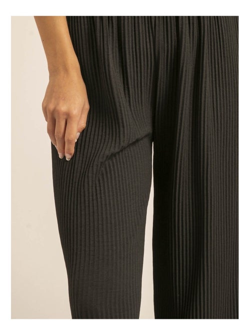 Pantalón plisado ELOU - Kiabi Pantalón plisado ELOU - Kiabi