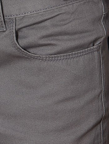 Pantalón recto con 5 bolsillos - Kiabi