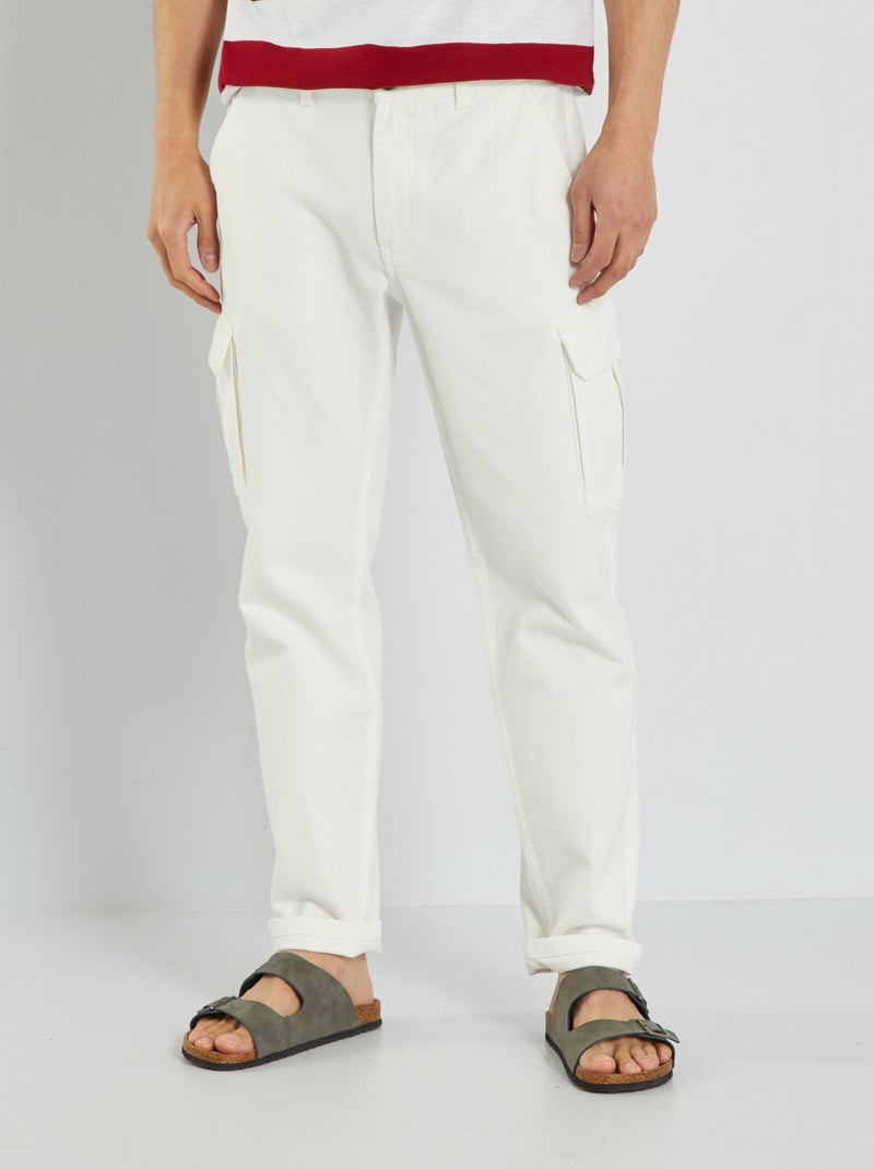 Pantalón recto con bolsillos con solapa Blanco - Kiabi