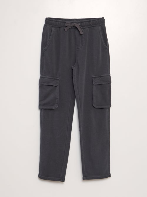 Pantalón recto con bolsillos con solapa - Kiabi
