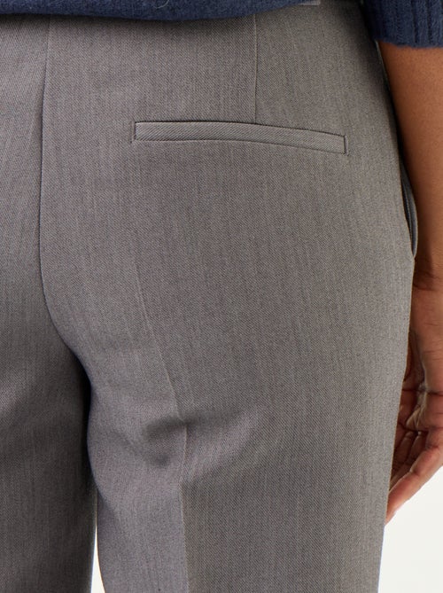 Pantalón recto con cintura ceñida - Kiabi