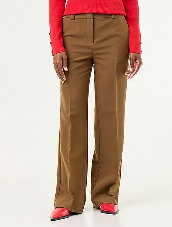Pantalón recto con cintura ceñida