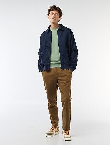 Pantalón recto con cintura elástica