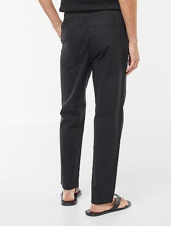 Pantalón recto con cintura elástica