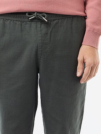 Pantalón recto con cintura elástica