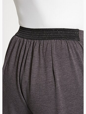 Pantalón recto con cintura semielástica