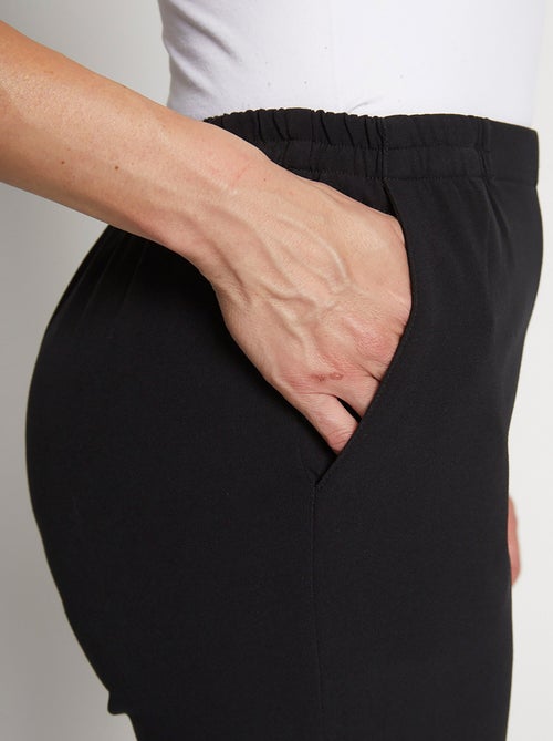 Pantalón recto con cintura semielástica - Afibel - Kiabi Pantalón recto con cintura semielástica - Afibel - Kiabi