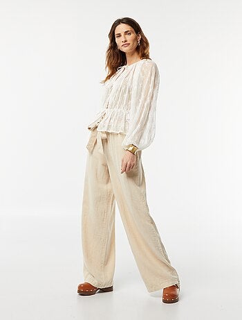 Pantalón recto con cinturón anudable