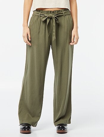 Pantalón recto con cinturón anudable