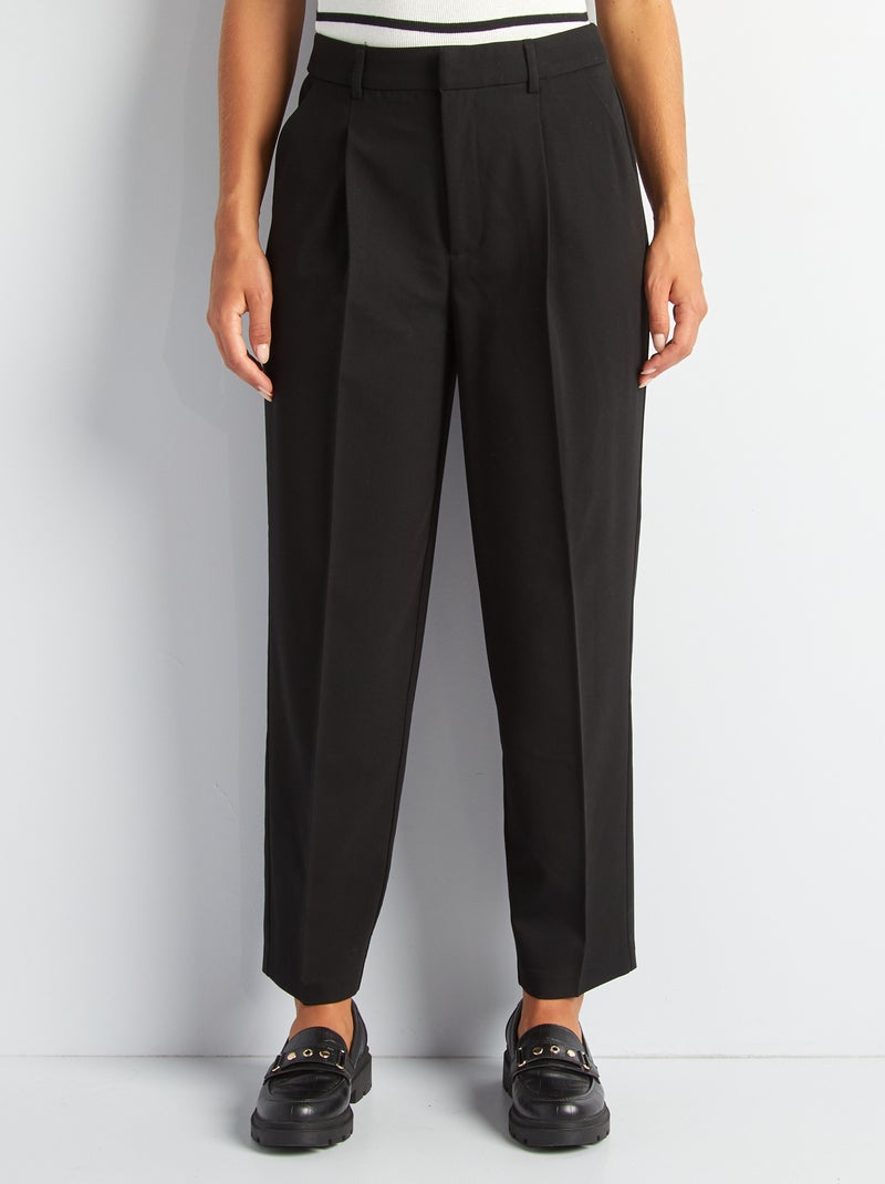 Pantalón recto con pinzas negro - Kiabi