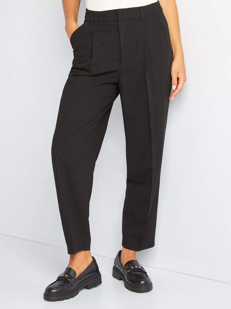 Pantalón recto con pinzas negro - Kiabi