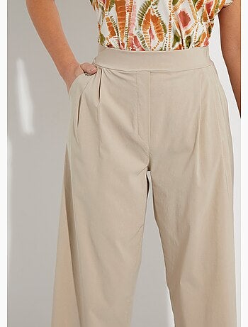 Pantalón recto con pinzas y cinturilla elástica. - Afibel