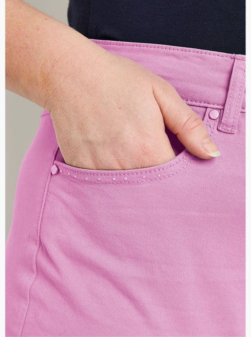 Pantalón recto de cinco bolsillos de algodón elástico - Afibel - Kiabi Pantalón recto de cinco bolsillos de algodón elástico - Afibel - Kiabi