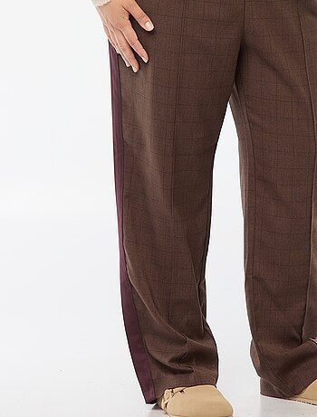 Pantalón recto de cuadros con banda en los laterales