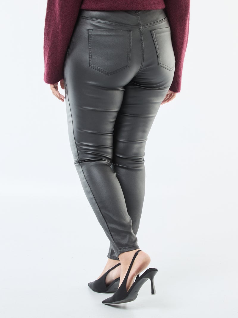 Pantalón recto de material satinado Negro - Kiabi