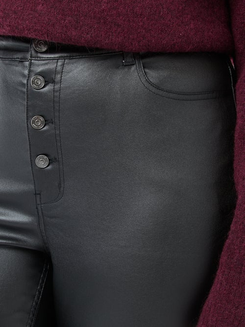 Pantalón recto de material satinado - Kiabi