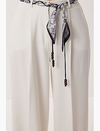 Pantalón recto de mujer istanbul