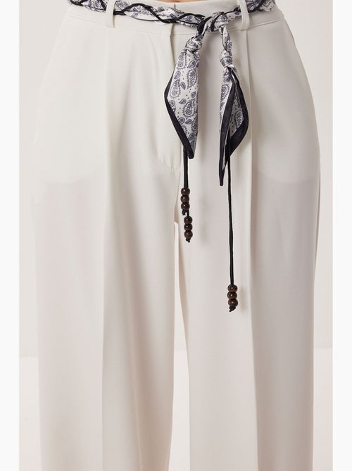 Pantalón recto de mujer istanbul - Kiabi Pantalón recto de mujer istanbul - Kiabi