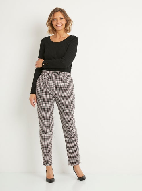 Pantalón recto de punto elástico con cintura elástica - afibel - Kiabi Pantalón recto de punto elástico con cintura elástica - afibel - Kiabi