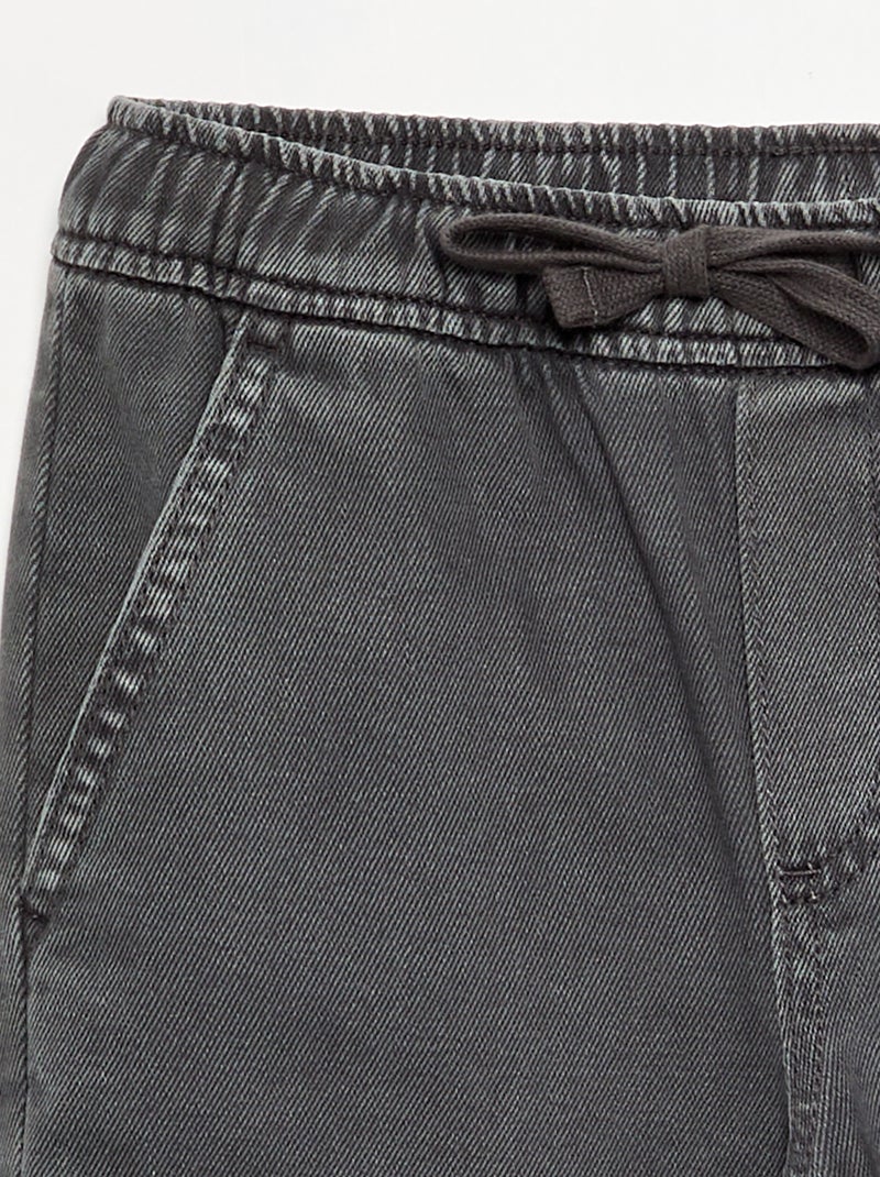 Pantalón recto de sarga Gris - Kiabi