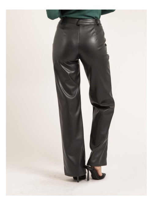 Pantalón recto de simil cuero EVANIA - Kiabi Pantalón recto de simil cuero EVANIA - Kiabi