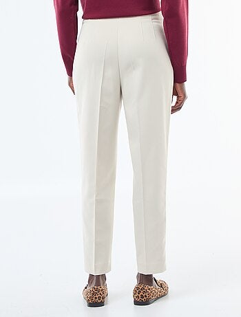 Pantalón recto de talle alto
