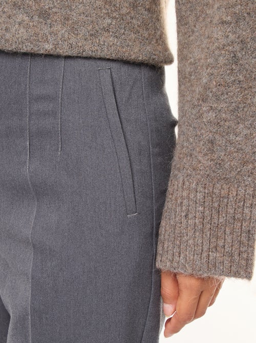 Pantalón recto de tiro alto - Kiabi