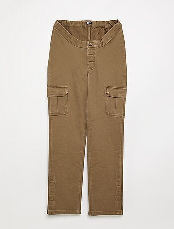 Pantalón regular con bolsillos de solapa - colección fácil de poner