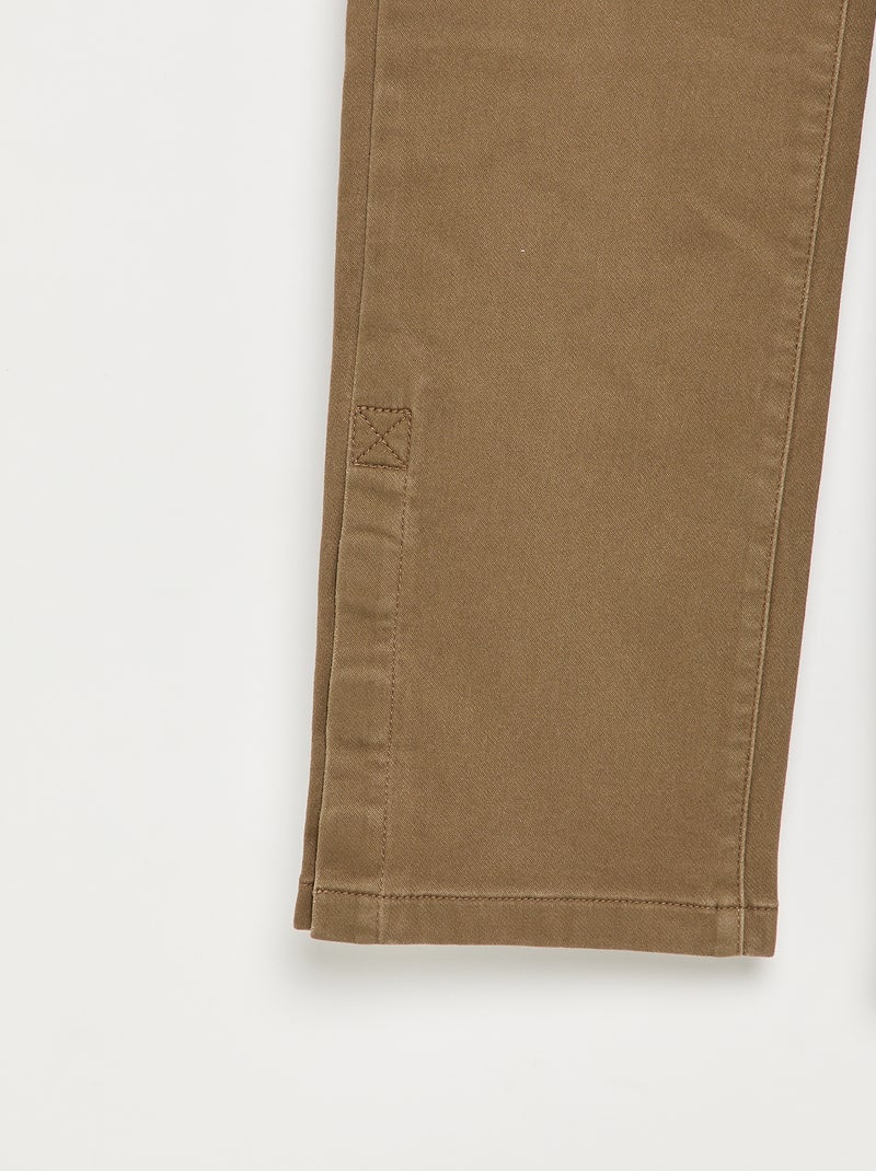 Pantalón regular con bolsillos de solapa - colección fácil de poner Marron - Kiabi