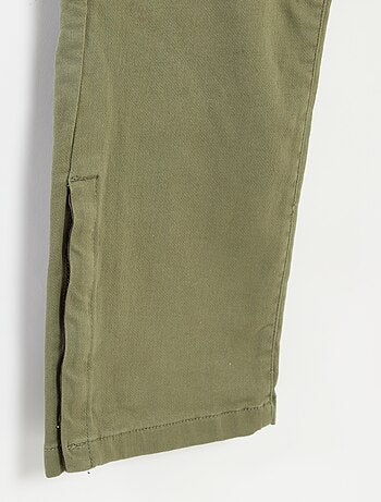 Pantalón regular con bolsillos de solapa - colección fácil de poner