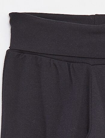 Pantalón regular con cintura elástica