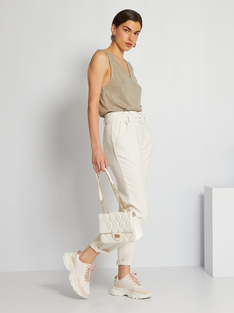 Pantalón regular de talle alto + cinturón blanco caliza - Kiabi