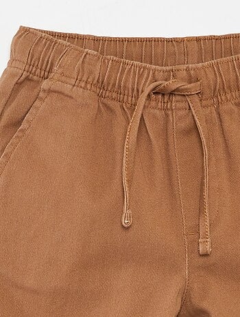 Pantalón regular liso