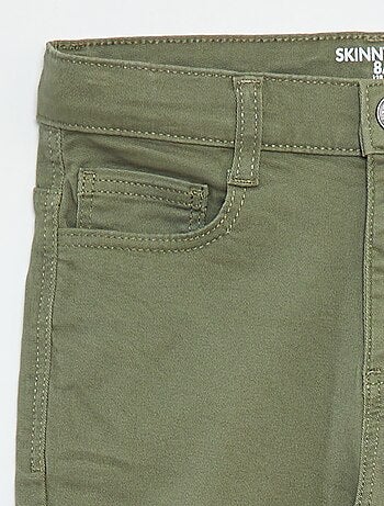 Pantalón skinny corte muy ajustado 5 bolsillos