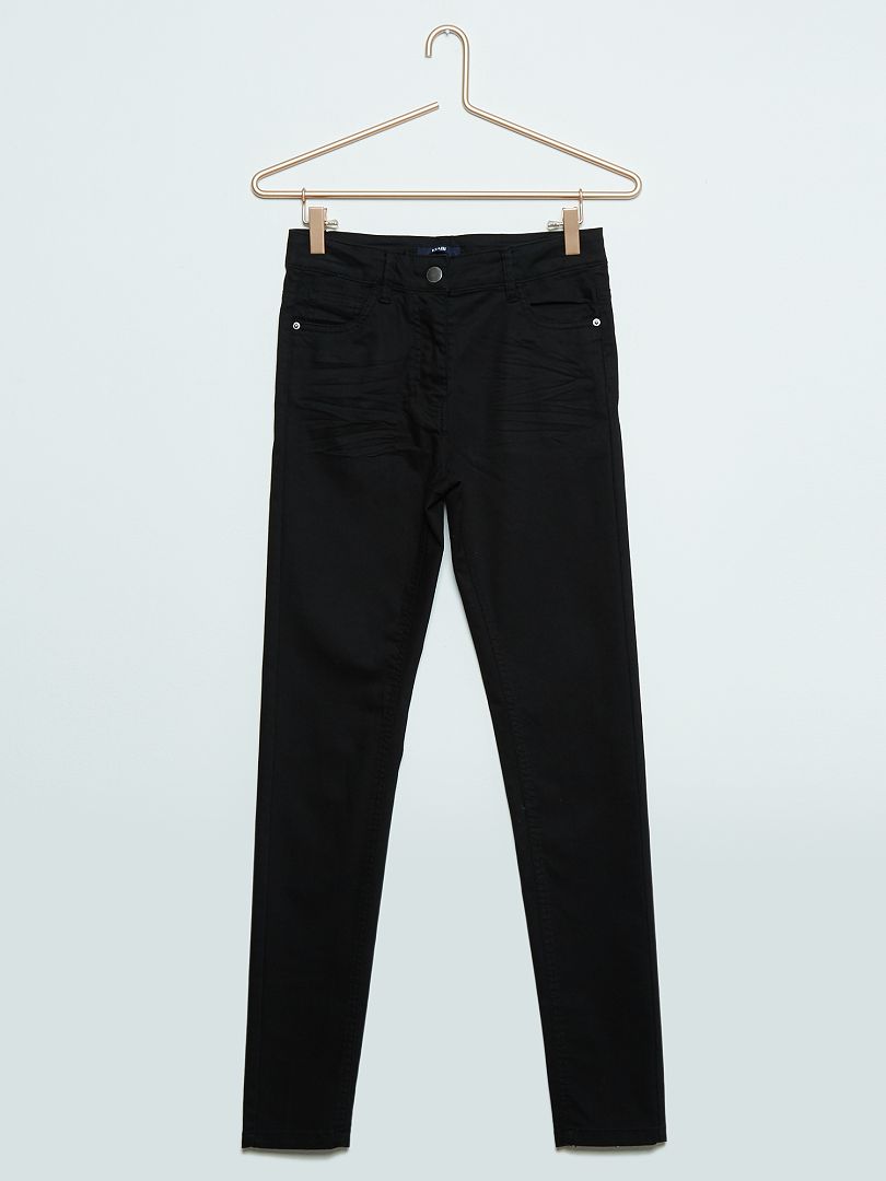 Pantalón skinny de sarga de color Negro - Kiabi