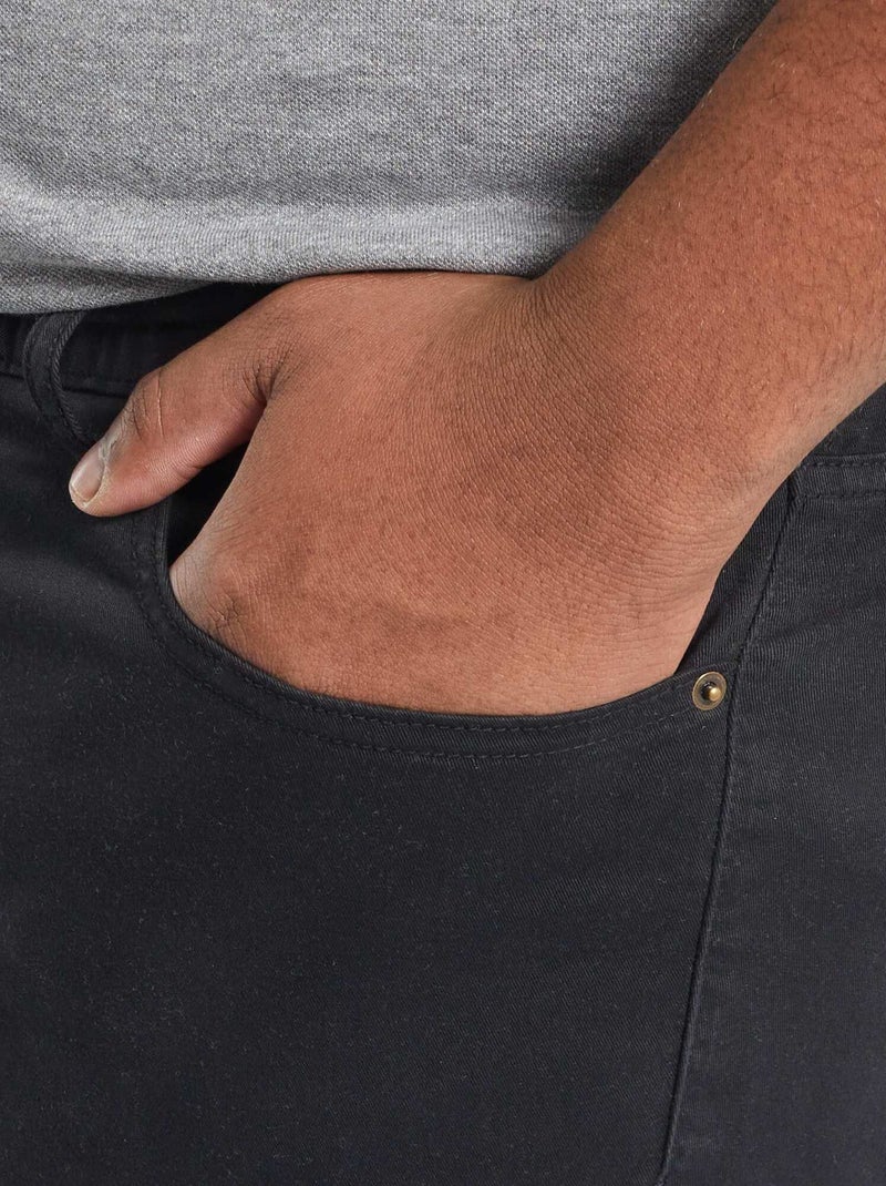 Pantalón slim - L32 negro - Kiabi