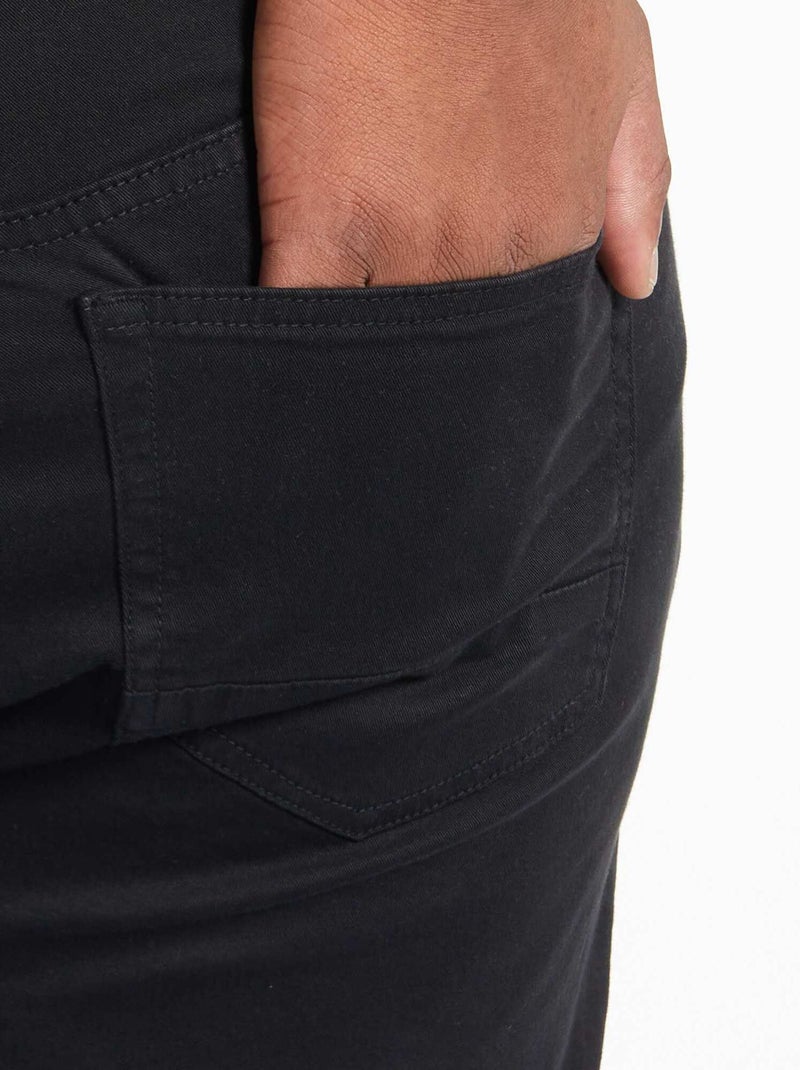 Pantalón slim - L32 negro - Kiabi