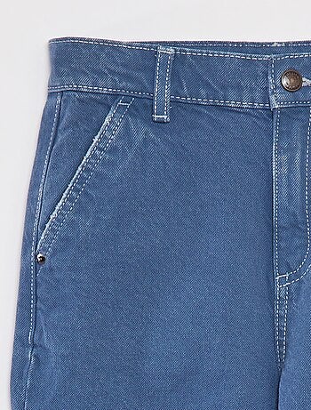 Pantalón slim con cintura ajustable