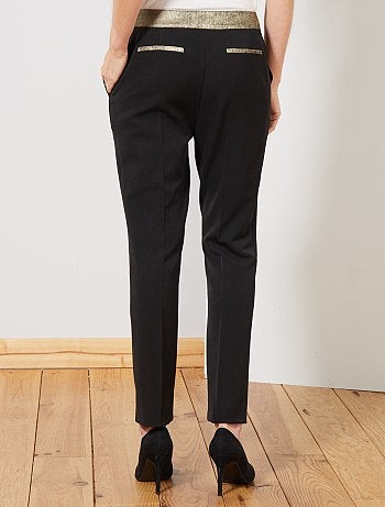 Pantalón slim con detalles dorados - Kiabi