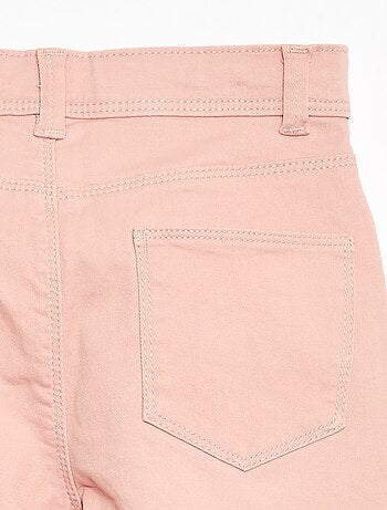 Pantalón slim corte ajustado 4 bolsillos