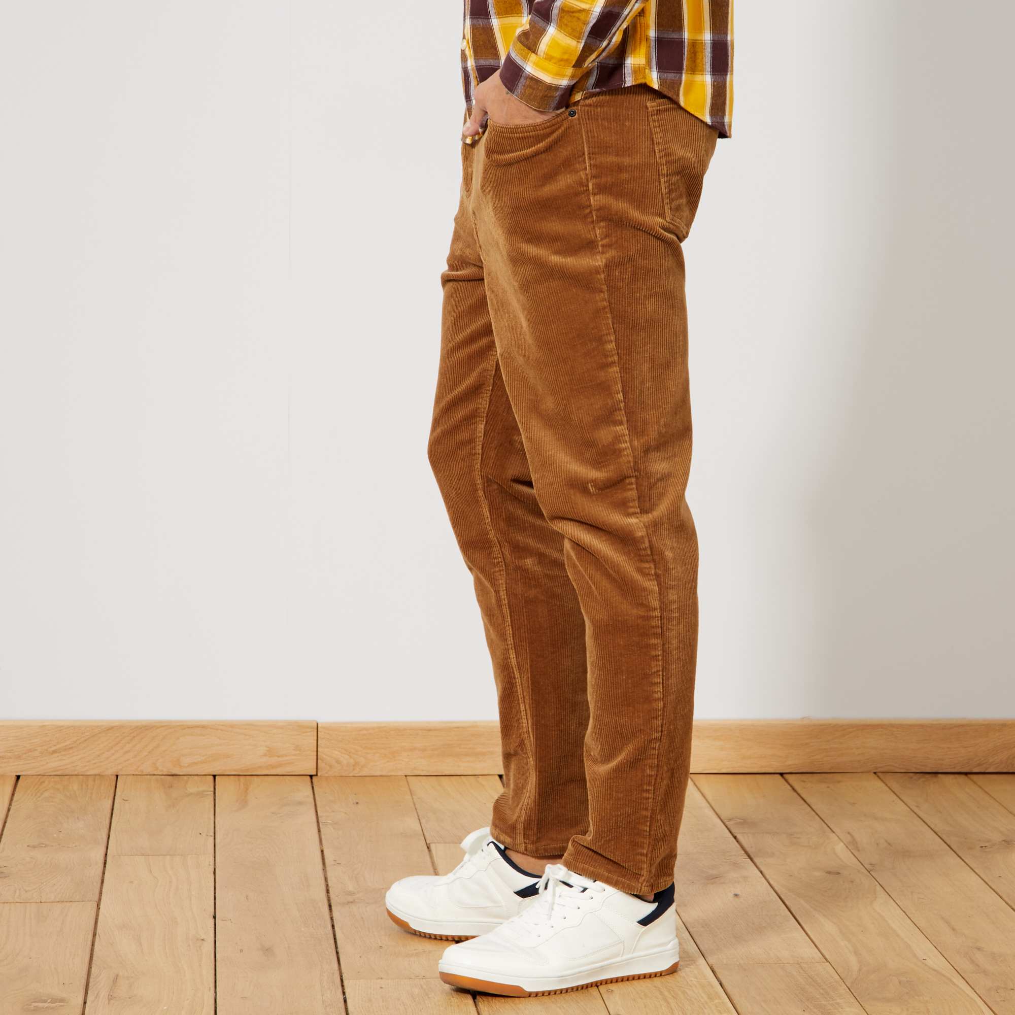 Pantalón slim de pana Hombre BEIGE Kiabi