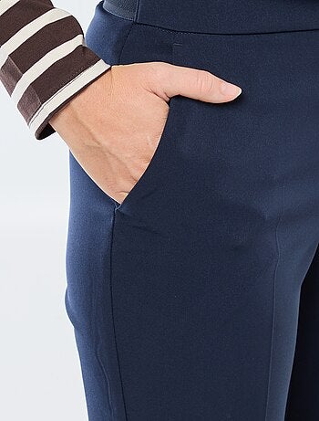 Pantalón slim fit