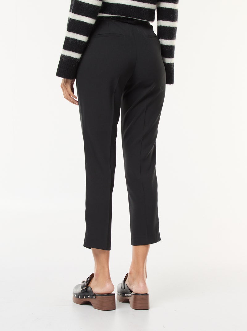 Pantalón slim fit Negro - Kiabi