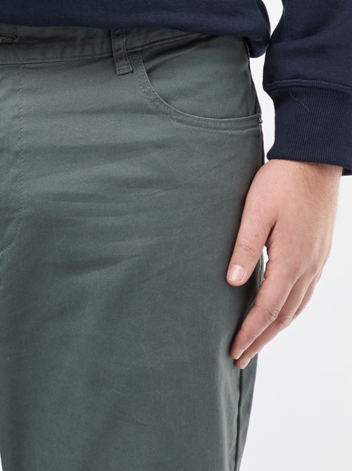 Pantalón slim L30 - Kiabi