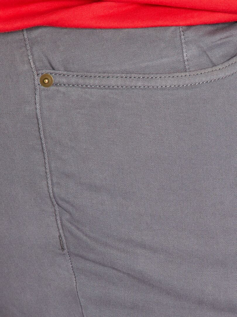 Pantalón slim L32 GRIS - Kiabi
