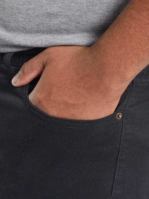 Pantalón slim L32 - Kiabi