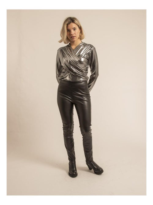Pantalón slim símil cuero erona - Kiabi