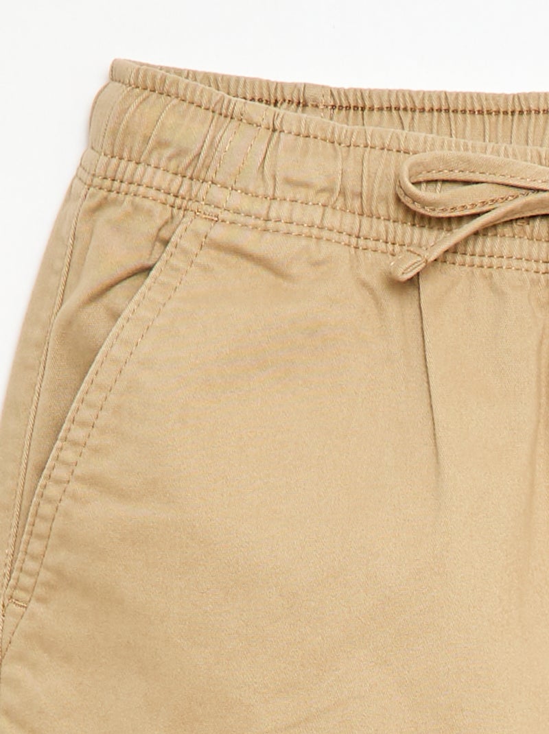 Pantalón stretch liso multibolsillos Beige - Kiabi