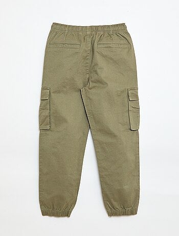 Pantalón stretch liso multibolsillos