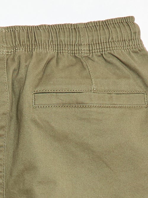 Pantalón stretch liso multibolsillos - Kiabi